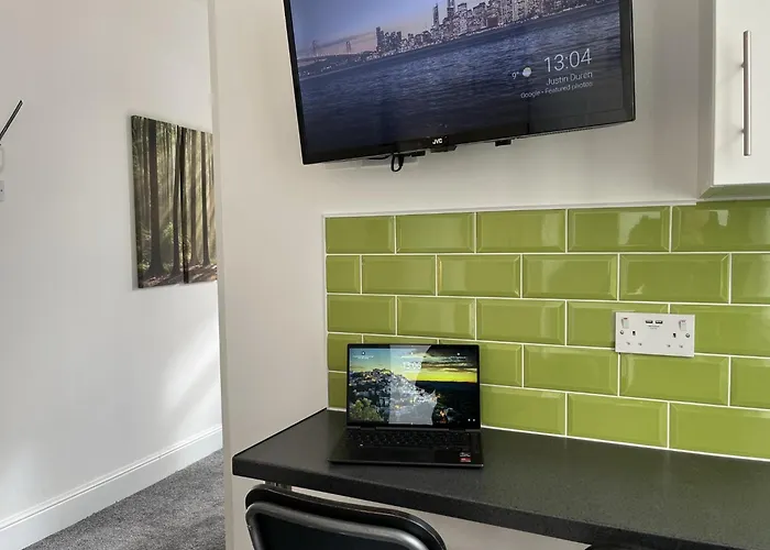 Modern 1 Bed Studios For Comfy Stay In Preston