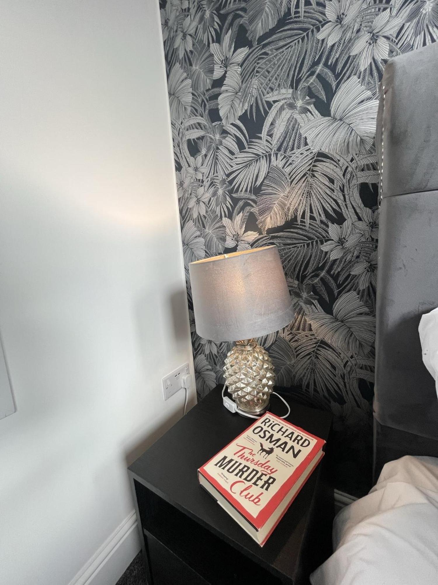 Modern 1 Bed For Comfy In Preston Apartment